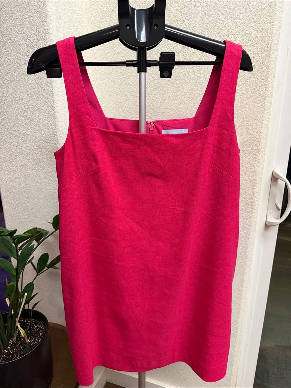 Antonio Melani “Elia” Fuchsia Lenin Blend Square Neck Shift Mini Dress M